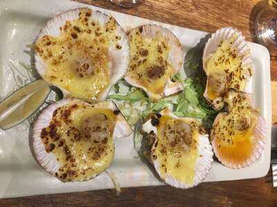 The Seafood Club By Red Crab