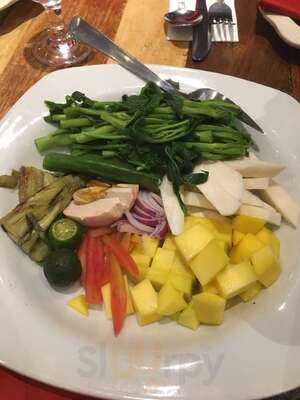 The Seafood Club By Red Crab