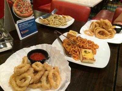 Don Henrico's Pizza, Pasta And More