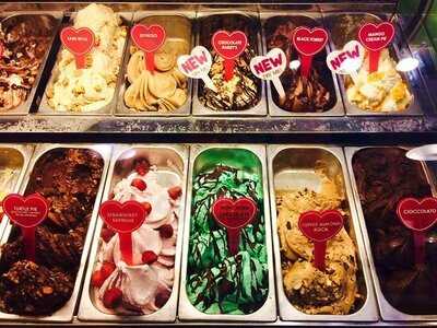 Caramia Cakes & Gelato