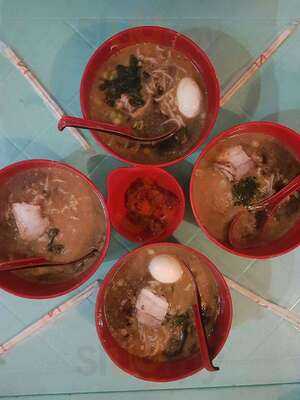 Erra's Vest Ramen Bar & Grill