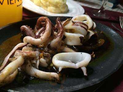 El Viento Pool Bar & Restaurant