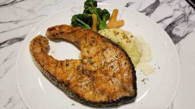 Caerus Specialty Coffee + Bistro