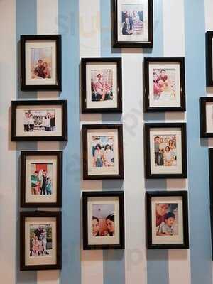 Vanilla Cupcake Bakery