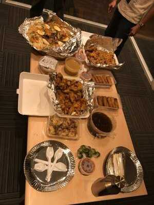 Mahal Kita Drive Inn Restaurant