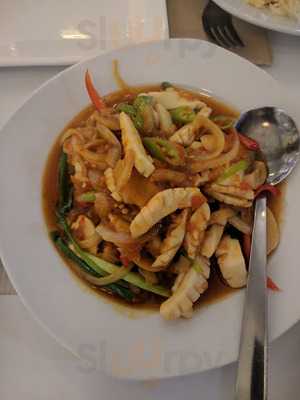 Mesa Filipino Moderne