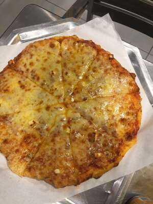 Yellow Cab Pizza Cavite, Tagaytay