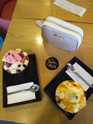 Cafe Seol Hwa