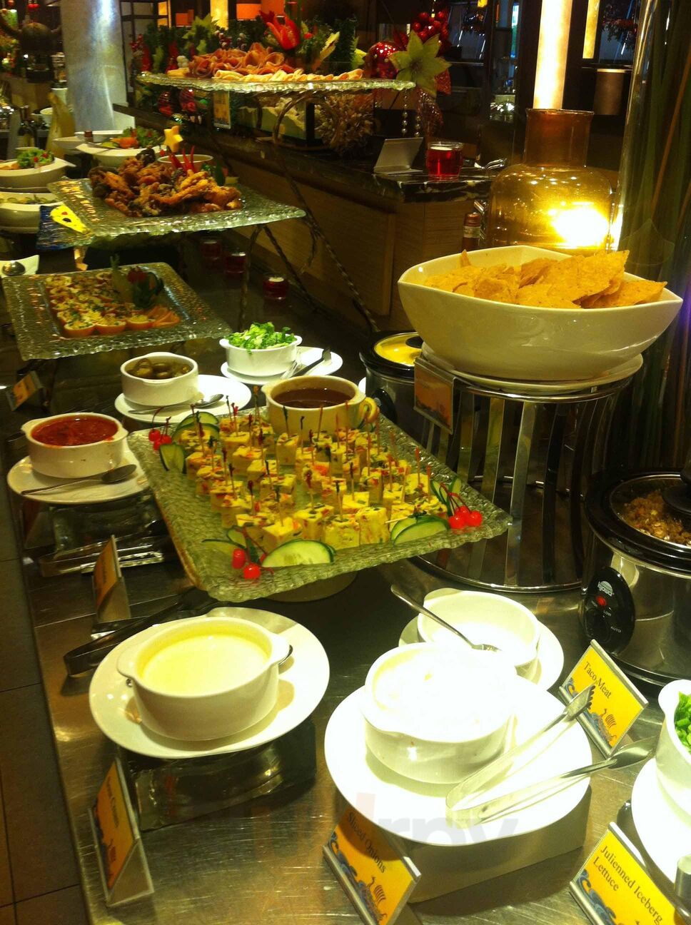 Vikings Luxury-buffet Restaurant
