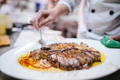 Hai Chix & Steaks Greenhills