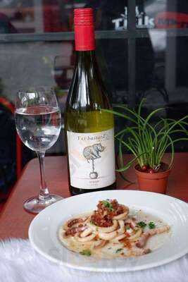 Hai Chix & Steaks Greenhills