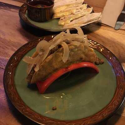 Hacienda Comida Y Cocteles