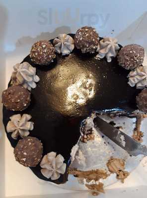 Mrs. Pepper's Bakery/cafe