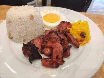 Mom And Tina's Bakery Cafe