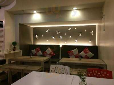 Botan Bubble Tea And Cafe