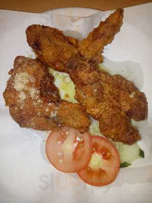 Le Amoretto Cafe & Bar