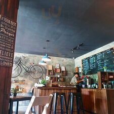 Bluestar Bistro