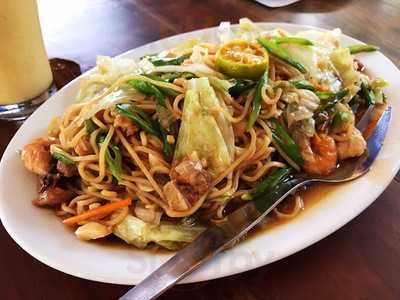 Delcio’z Resto Cafe