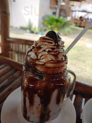 Delcio’z Resto Cafe