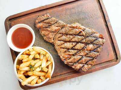 Johnny's Steak & Grill