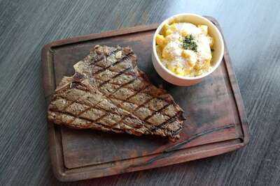 Johnny's Steak & Grill