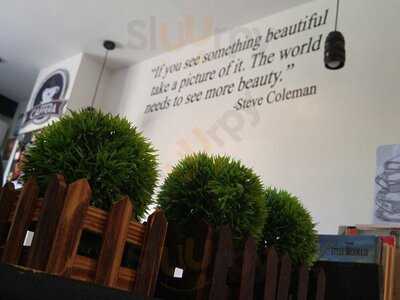 Caffera Photo + Cafe