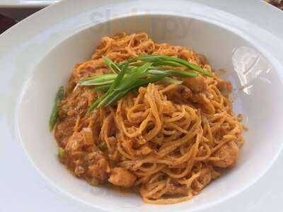 Symera Kitchen + Bar