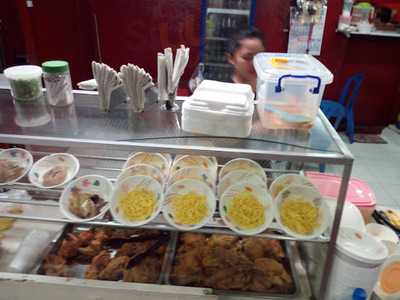 Nognog's Bar And Grill