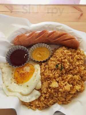 Sophie's Sausage Hauz