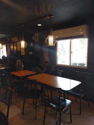 Sophie's Sausage Hauz