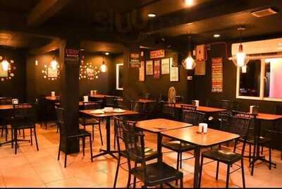 Sophie's Sausage Hauz