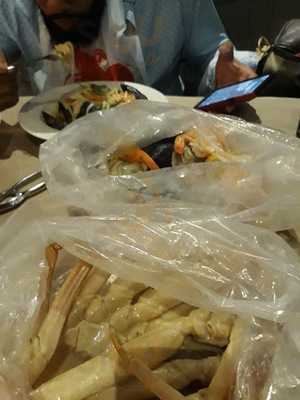 Holy Crab Seafood Bar