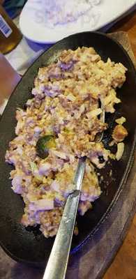 Giligan's Island Restaurant And Bar