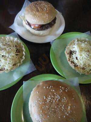 Gerbu's Burger N' Tacos