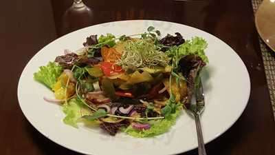 Dencio's Bar And Grill