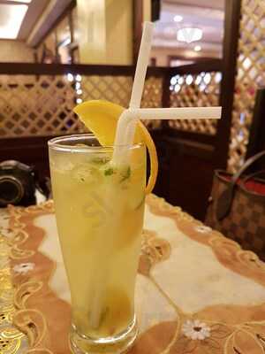 Al Qaysar Restaurant & Cafe