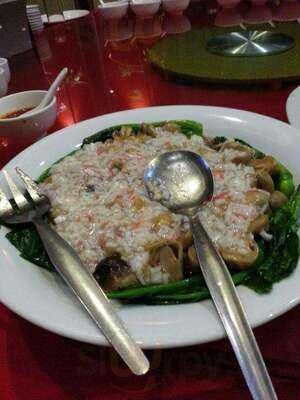 Luck Garden Seafood And Tea House