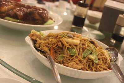 Luck Garden Seafood And Tea House