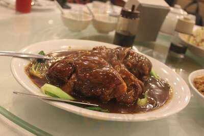 Luck Garden Seafood And Tea House