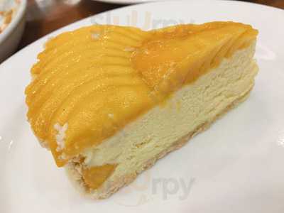 Conti's Bakeshop And Restaurant