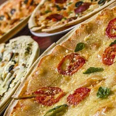 Kamarilya Pizza & Sausages