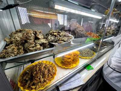 Betchay And Vic Canteen