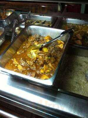 Aling Tonang's Palabok