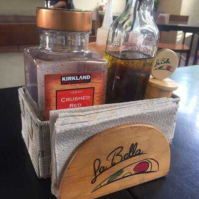 La Bella Pizza Bistro