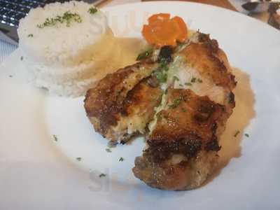 Delikatesse Dine & Wine