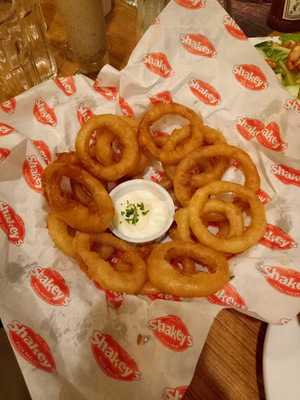 Shakey's