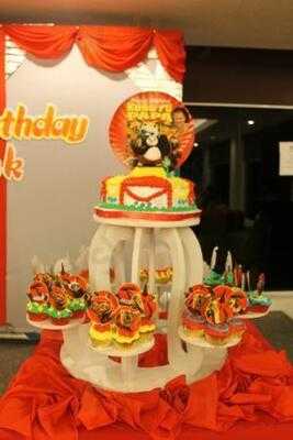 Jic N Jacs Cake In D' Box