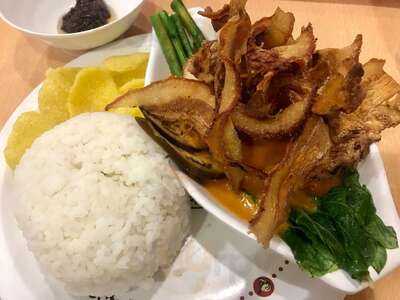 Adobo Connection Palanan