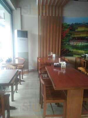 Shinjuku Shinsuki Food House