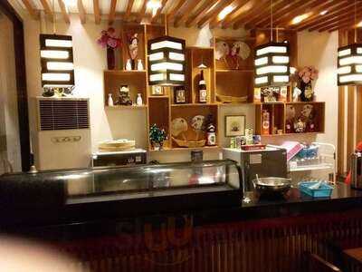 Shinjuku Shinsuki Food House